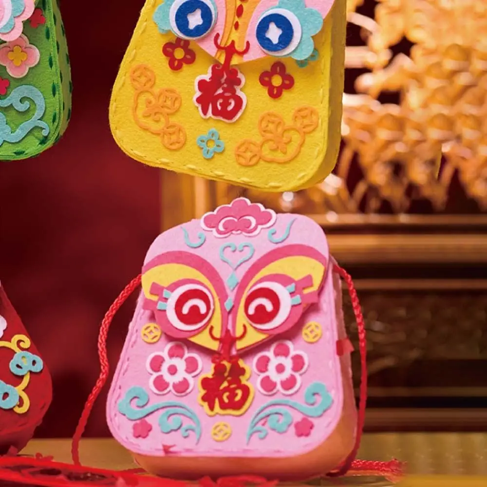 Traditional 2025 Snake Year Gift Bag Snake Pattern Cartoon New Year Educational Toys Cute Handmade Chinese Style DIY Lucky Bag
Traditional 2025 Snake Year Gift Bag Snake Pattern Cartoon New Year Educational Toys Cute Handmade Chinese Style DIY Lucky Bag
