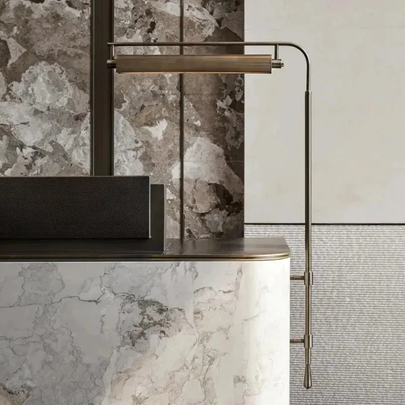 New medieval metal lines Bar checkout page Hotel bakery decorative desk lamp
New medieval metal lines Bar checkout page Hotel bakery decorative desk lamp
