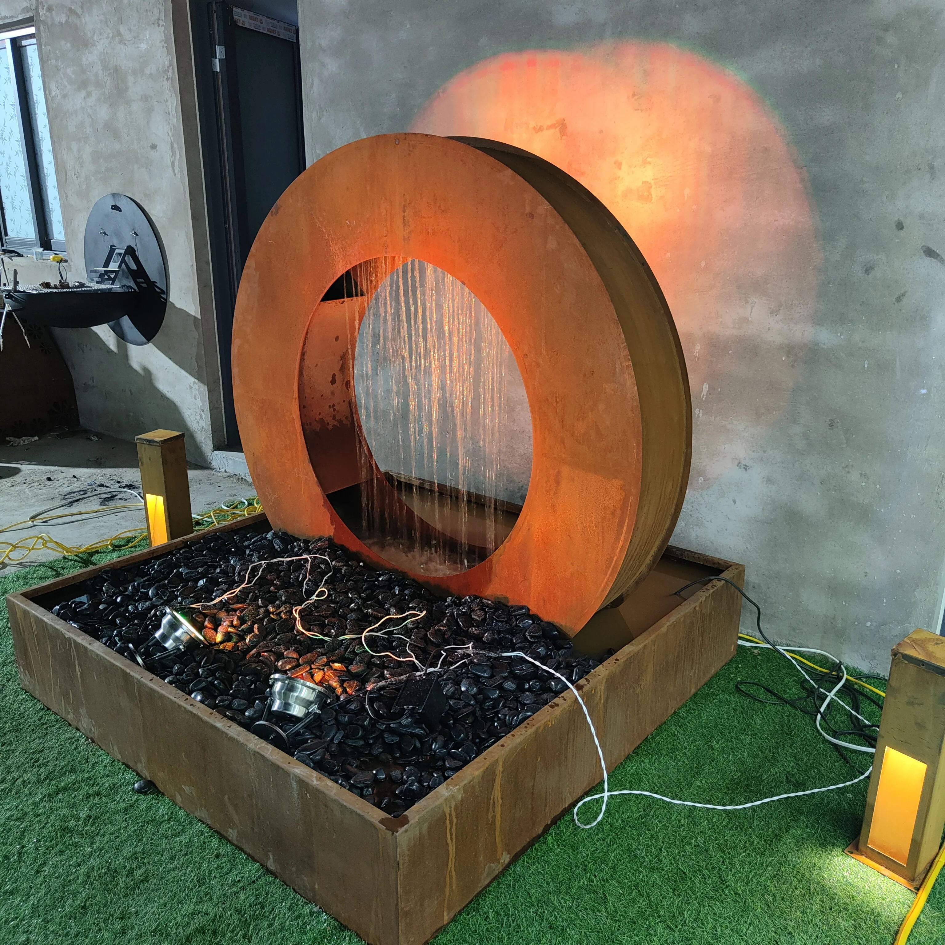 Patio Weather Resistant Waterfall Corten Steel Water Landscape Water Pool
Patio Weather Resistant Waterfall Corten Steel Water Landscape Water Pool
