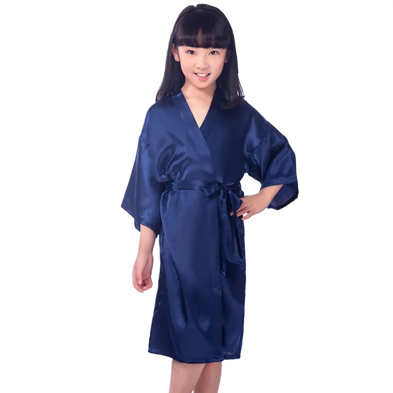 Summer Leisure Sleep Robe Thin Short Sleeve V-Neck Open Cardigan Bath Robe Soft Home Clothes for Women Polyester Fiber
Summer Leisure Sleep Robe Thin Short Sleeve V-Neck Open Cardigan Bath Robe Soft Home Clothes for Women Polyester Fiber