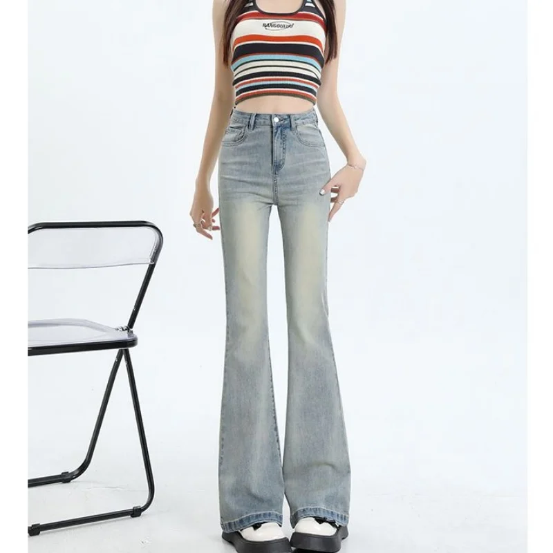 Hot Sale Female Classic High-rise Bootcut Jeans Girls Comfortable Bell Bottom Pants Women Retro Fashion Denim Trousers
Hot Sale Female Classic High-rise Bootcut Jeans Girls Comfortable Bell Bottom Pants Women Retro Fashion Denim Trousers