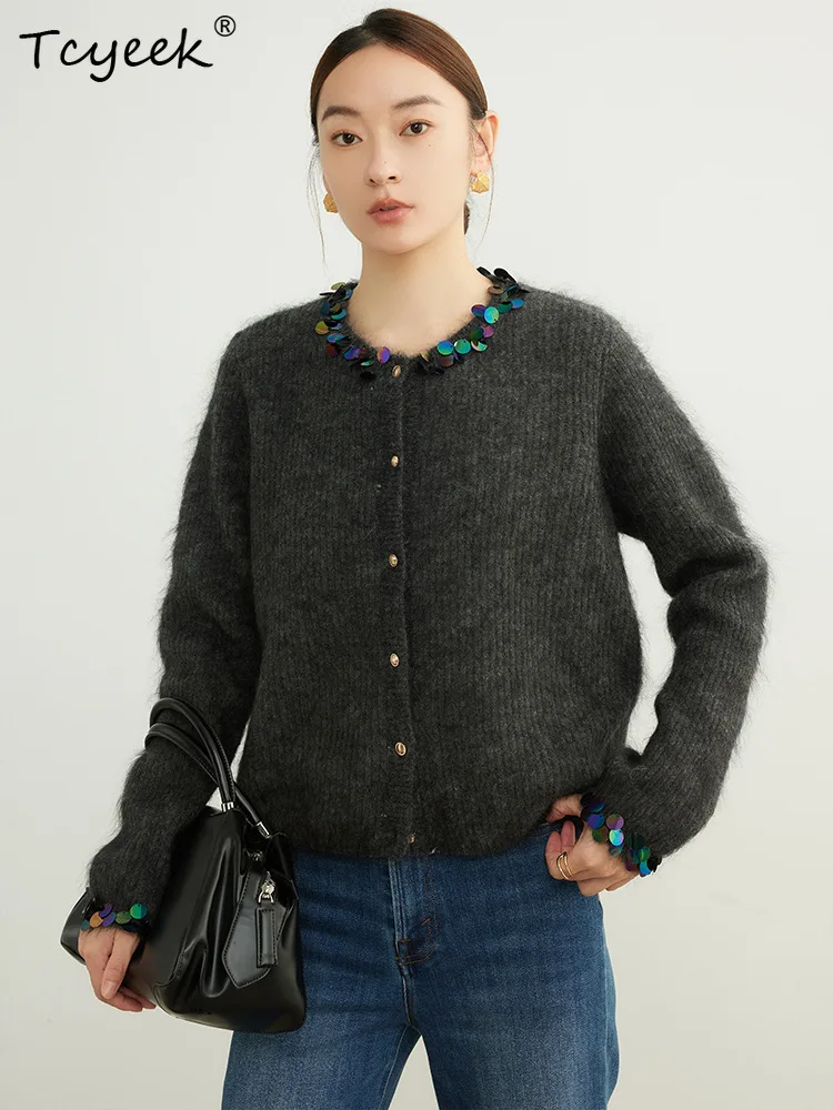 Tcyeek, Mohair Wool Elegant Cardigans, Women Long Sleeve Sequined, OL Fashion Loose Knit Jacket, 2024 Fall Winter Top C48464QM
Tcyeek, Mohair Wool Elegant Cardigans, Women Long Sleeve Sequined, OL Fashion Loose Knit Jacket, 2024 Fall Winter Top C48464QM