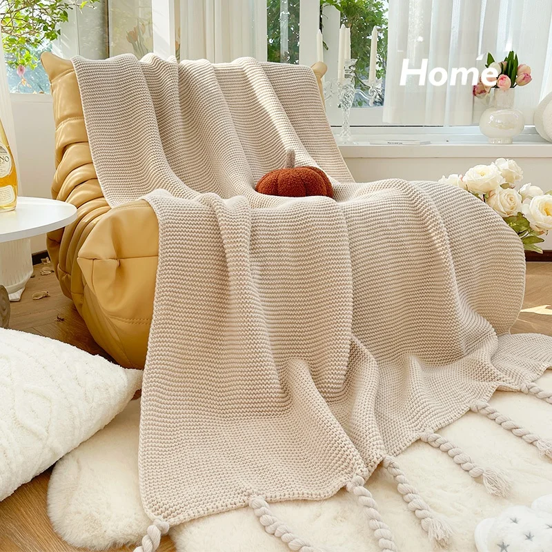 Вязаное одеяло-плед в скандинавском стиле для дивана, спальни, офиса, для сна, от кондиционера, теплое, уютное, всесезонное
Вязаное одеяло-плед в скандинавском стиле для дивана, спальни, офиса, для сна, от кондиционера, теплое, уютное, всесезонное