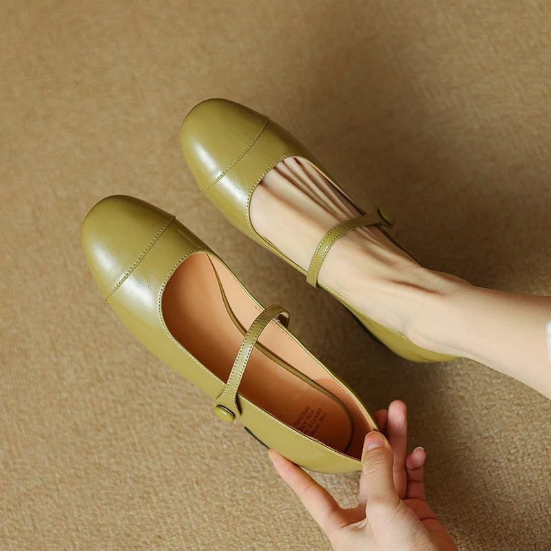 Women's Round Cap Toe Leather Mary Jane Flats, Low Block Heel Ankle Strap Pumps Comfortable Office Work School Shoes for Girls
Women's Round Cap Toe Leather Mary Jane Flats, Low Block Heel Ankle Strap Pumps Comfortable Office Work School Shoes for Girls