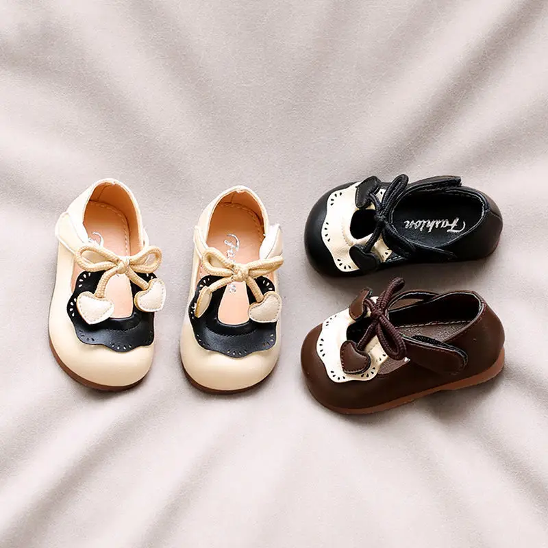 Autumn Leather Shoes New Fashion Girl Shoe Temperament Brand Kid Shoes Soft Sole Comfort Princess Shoe Elegant Light Sandals
Autumn Leather Shoes New Fashion Girl Shoe Temperament Brand Kid Shoes Soft Sole Comfort Princess Shoe Elegant Light Sandals