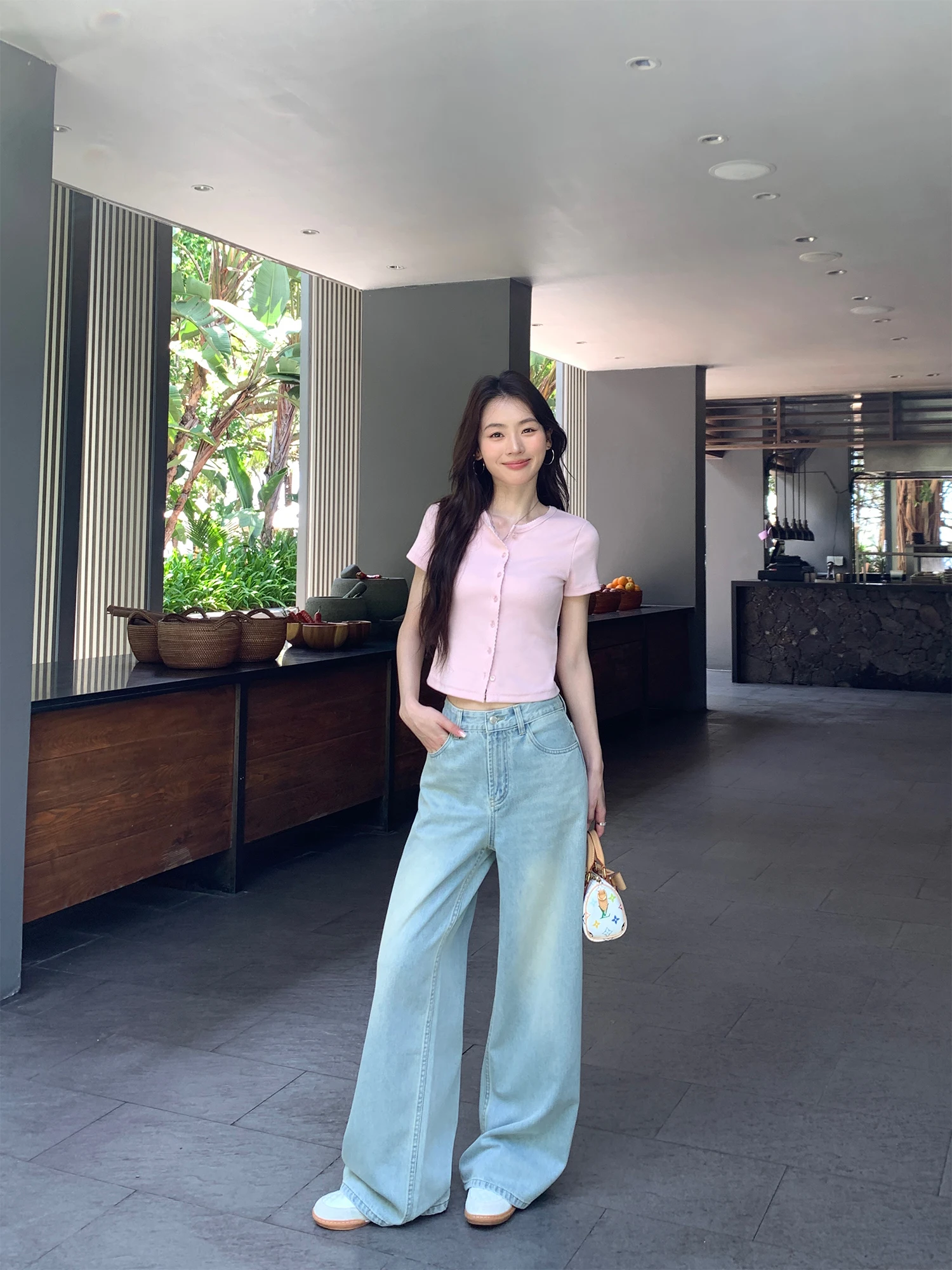 Pusumede классические американские джинсы с низкой талией и широкими штанинами, женские свободные брюки прямого кроя, повседневные джинсовые брюки
Pusumede классические американские джинсы с низкой талией и широкими штанинами, женские свободные брюки прямого кроя, повседневные джинсовые брюки