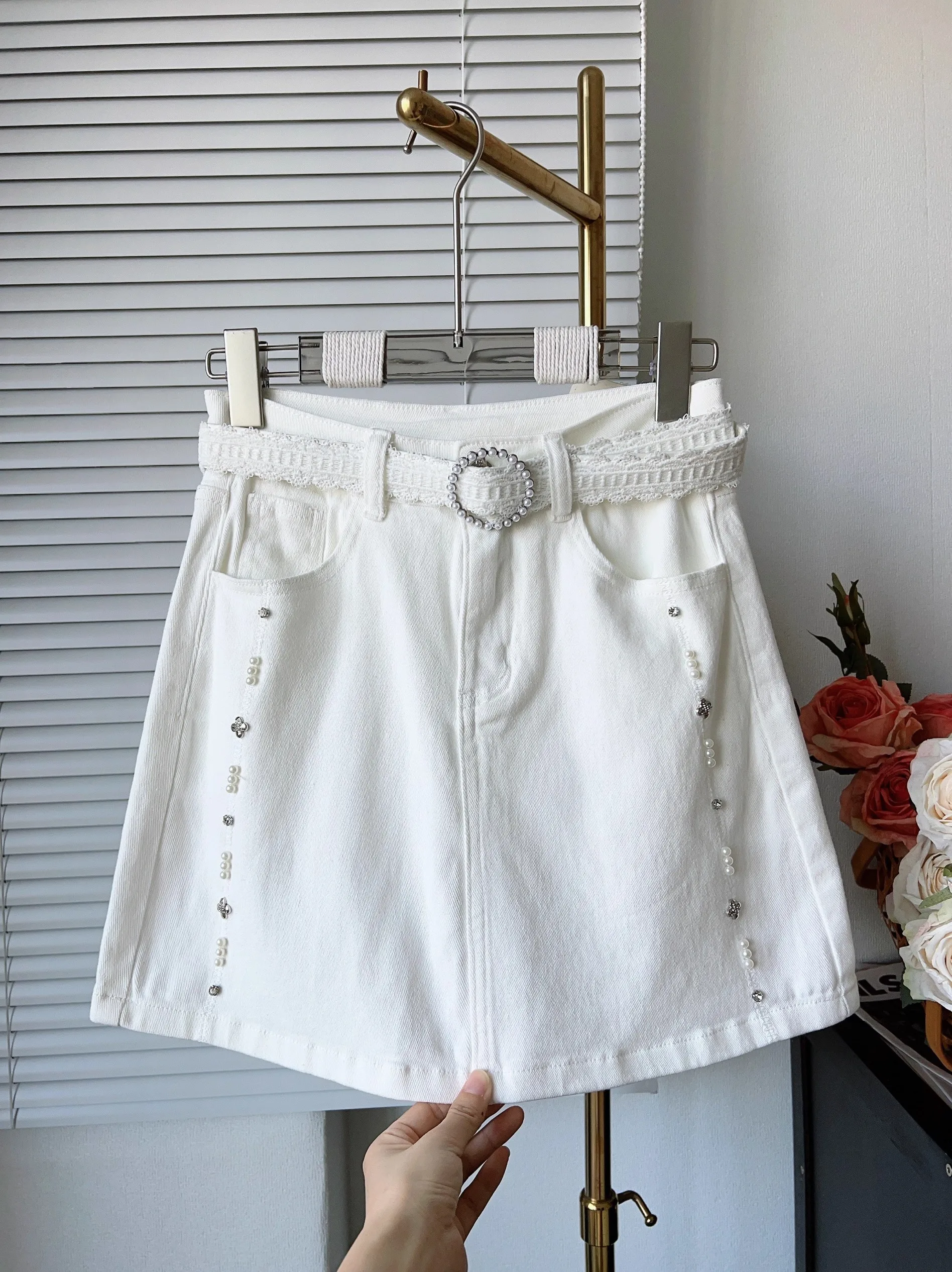 Faionable Lace Belted Denim Skirt Slimming A-Line High Waist ort Skirt White Color for Summer 2025 Women's Clothing
Faionable Lace Belted Denim Skirt Slimming A-Line High Waist ort Skirt White Color for Summer 2025 Women's Clothing