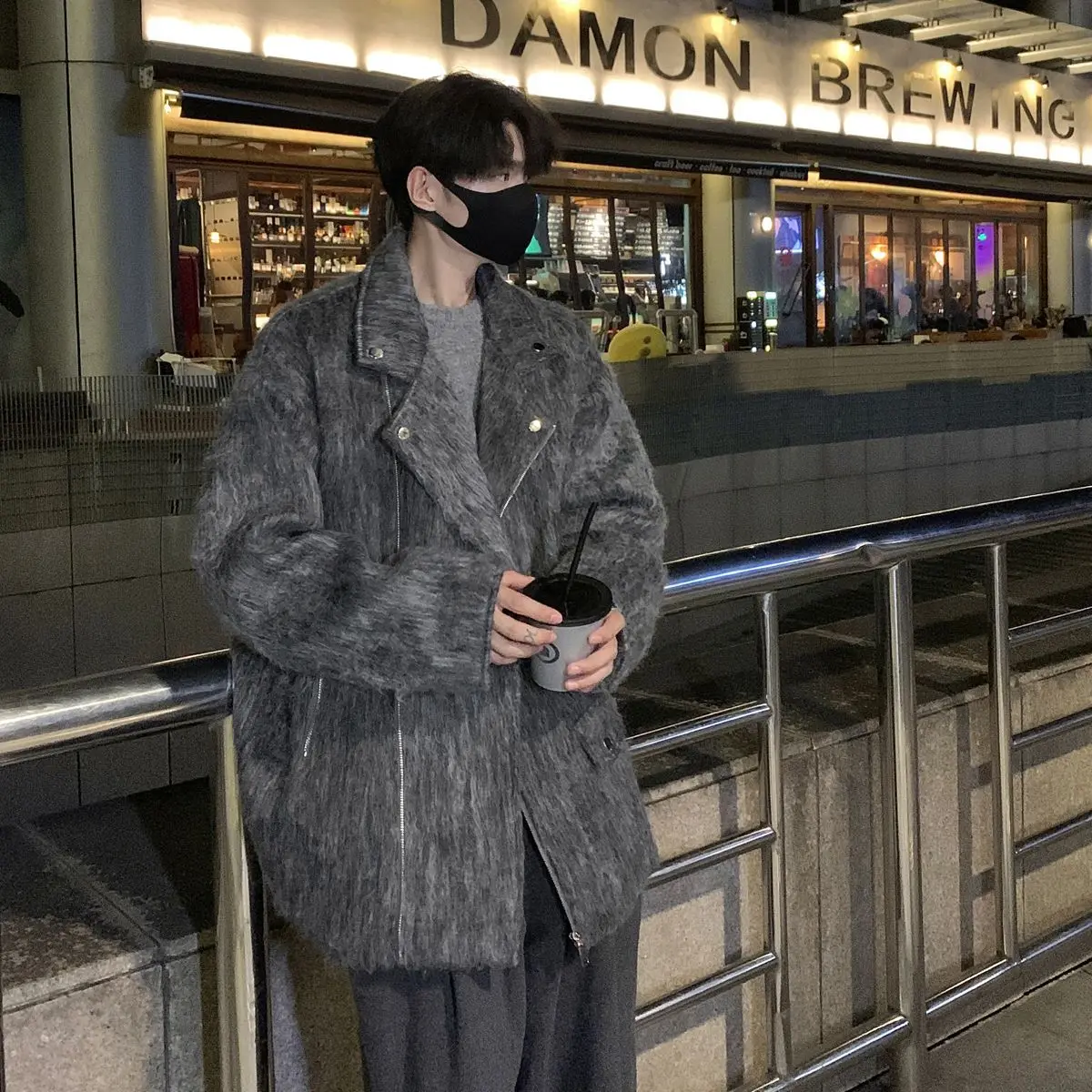 Мужская куртка из шерстяной смеси для осени и зимы: теплая, морозостойкая, термоизолированная, для активного отдыха, катания на лыжах и сноуборде
Мужская куртка из шерстяной смеси для осени и зимы: теплая, морозостойкая, термоизолированная, для активного отдыха, катания на лыжах и сноуборде