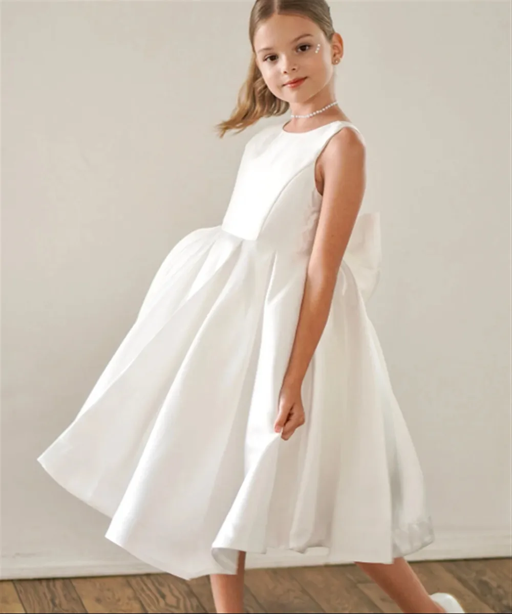 Elegant Satin Flower Girl Wedding Dress Sleeveless With Bow Princess Child First Communion Kids Birthday Party Dress Customized
Elegant Satin Flower Girl Wedding Dress Sleeveless With Bow Princess Child First Communion Kids Birthday Party Dress Customized
