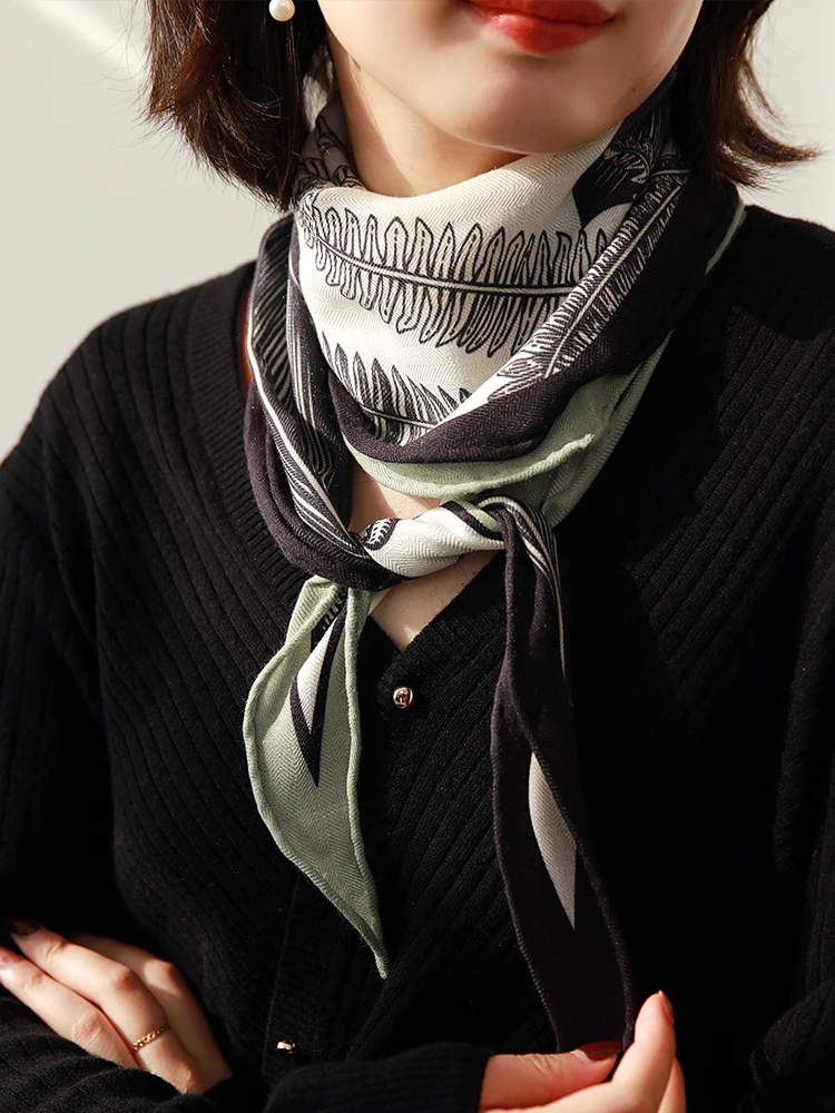 KALIIYA Original New Chinese Style Floral Silk Cashmere Versatile Spring Summer Diamond Pattern Black White National Style Scarf
KALIIYA Original New Chinese Style Floral Silk Cashmere Versatile Spring Summer Diamond Pattern Black White National Style Scarf