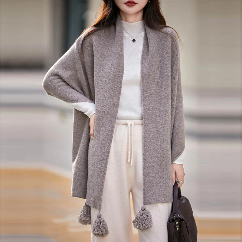 2025 Women 100% Merino Wool Sweater Shawl Long Cardigan Autumn Winter Simple Chic Casual Knitwear Pure Wool Fringed shawl scarf
2025 Women 100% Merino Wool Sweater Shawl Long Cardigan Autumn Winter Simple Chic Casual Knitwear Pure Wool Fringed shawl scarf