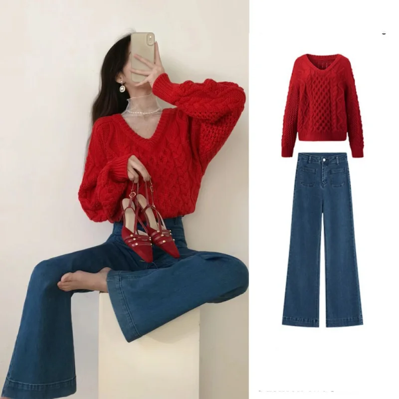 Autumn and Winter Fashion Celebrity Temperament Retro V-neck Suit Knitted Sweater and High Waisted Jeans 2-Piece Set For Women
Autumn and Winter Fashion Celebrity Temperament Retro V-neck Suit Knitted Sweater and High Waisted Jeans 2-Piece Set For Women