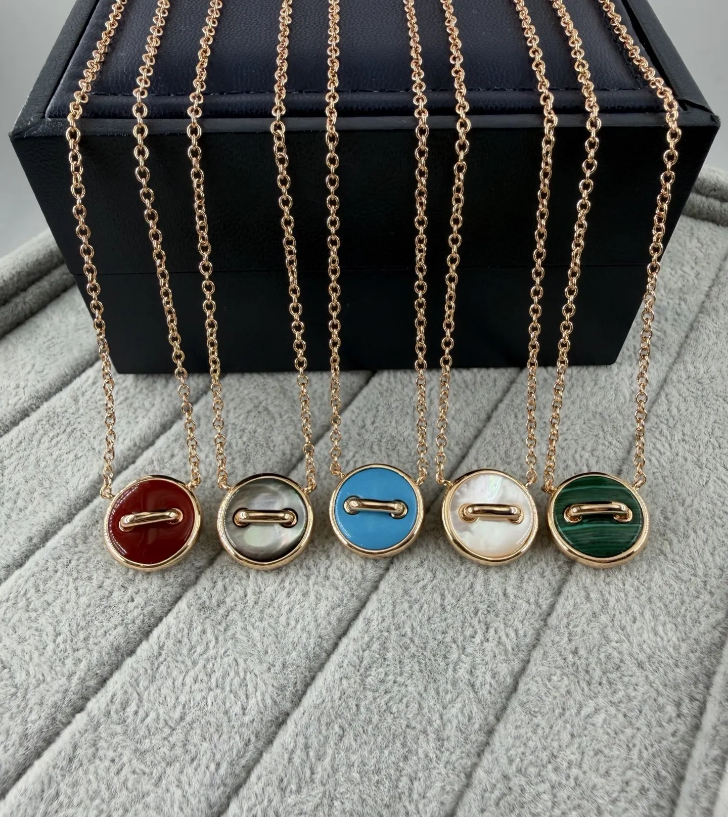 Premium Shell Double-sided Necklaces for Women. Button Shape. A Great Holiday Jewelry Party Gift
Premium Shell Double-sided Necklaces for Women. Button Shape. A Great Holiday Jewelry Party Gift