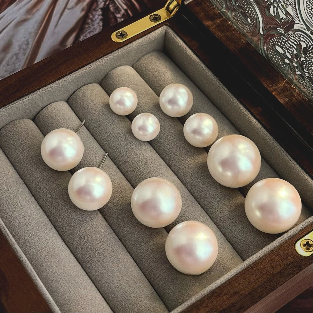 French retro high-quality glass pearl stud earrings light luxury high-end earrings temperament light luxury earrings women
French retro high-quality glass pearl stud earrings light luxury high-end earrings temperament light luxury earrings women