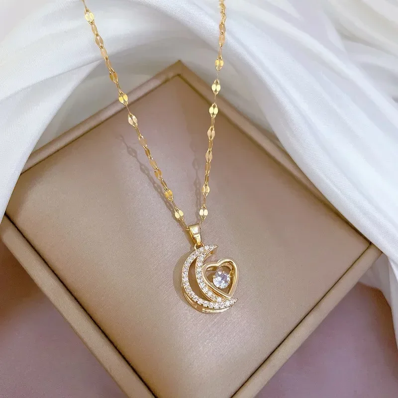 The change in a woman's fate lies in the collarbone chain of the light luxury moon heart dynamic necklace
The change in a woman's fate lies in the collarbone chain of the light luxury moon heart dynamic necklace
