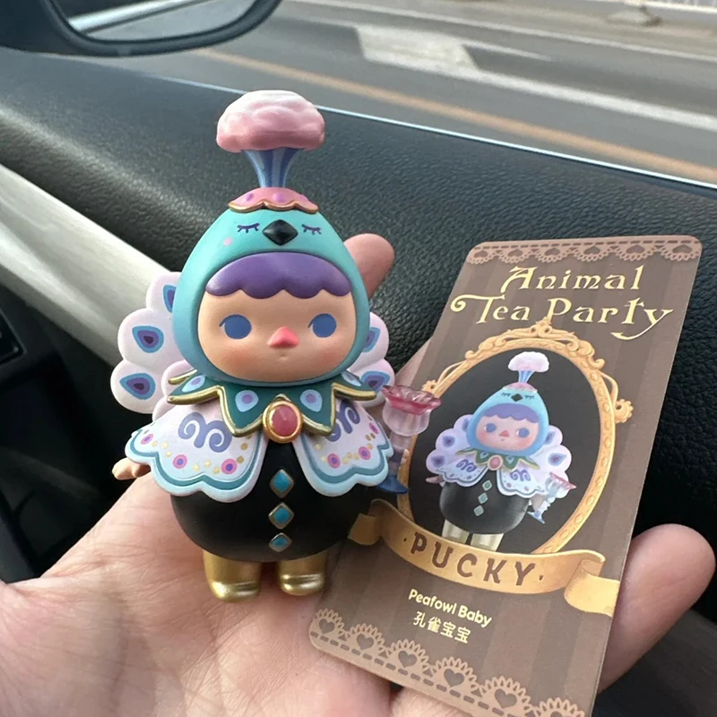 Оригинальные игрушки Pucky Animal Tea вечерние Series, игрушки, аниме экшн-фигурки Caixa Caja Surprise загадочная коробка, куклы, подарок для девочек
Оригинальные игрушки Pucky Animal Tea вечерние Series, игрушки, аниме экшн-фигурки Caixa Caja Surprise загадочная коробка, куклы, подарок для девочек