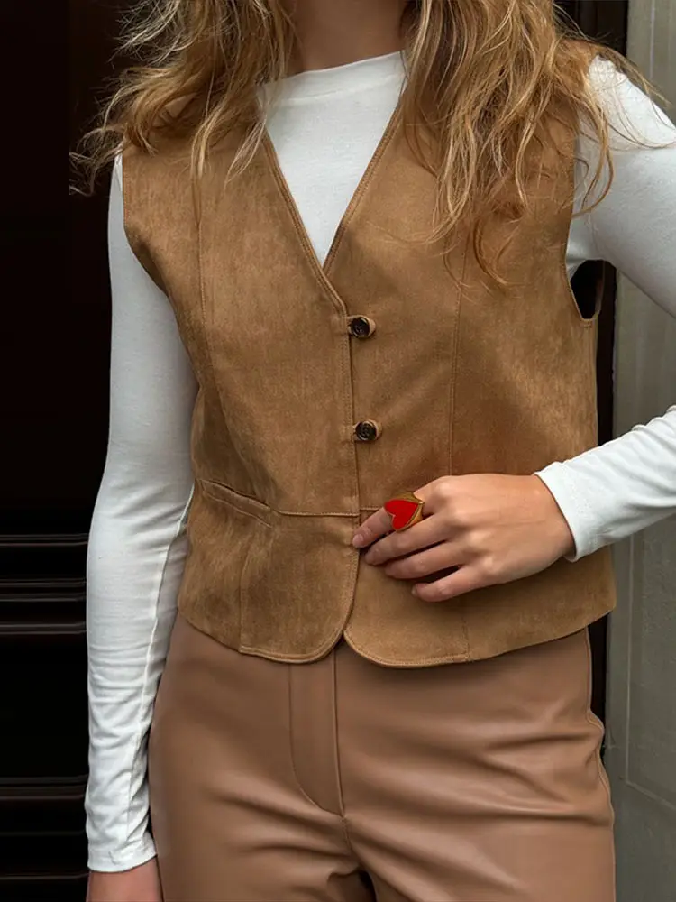 Women's Fashion V-neck Retro Vest Single-breasted Sleeveless Waistcoat 2026 Spring Autumn New Casual Commuter Lady Vests Tops
Women's Fashion V-neck Retro Vest Single-breasted Sleeveless Waistcoat 2026 Spring Autumn New Casual Commuter Lady Vests Tops