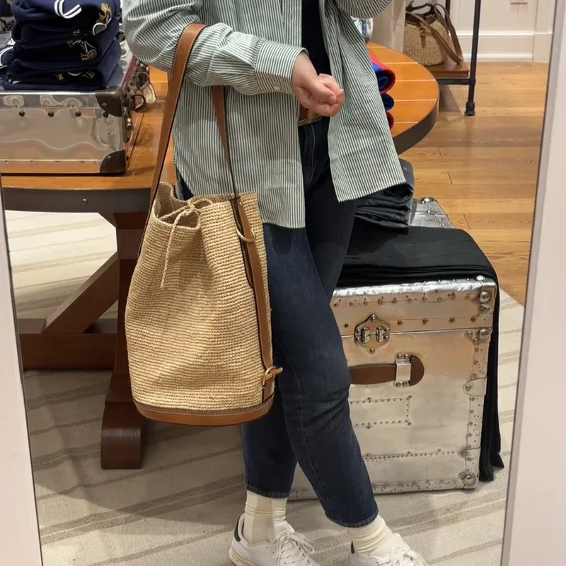 2025 Handmade Braid Straw Bag Summer Beach Shoulder Bag Women Girls Large Capacity Handbag Rattan Woven Tote Bag 
2025 Handmade Braid Straw Bag Summer Beach Shoulder Bag Women Girls Large Capacity Handbag Rattan Woven Tote Bag