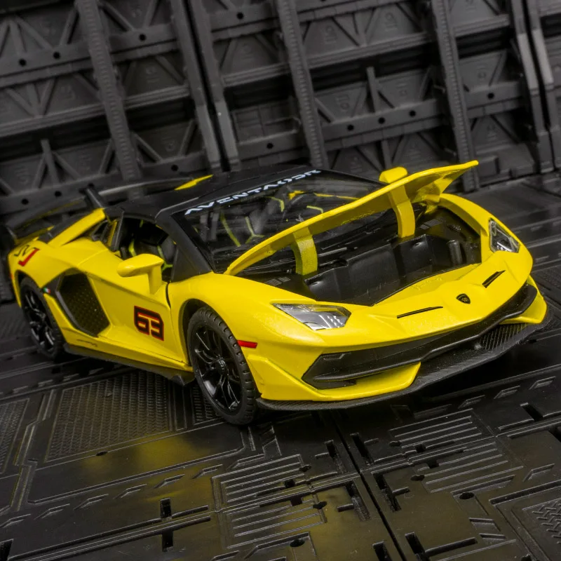 1:24 Lamborghini SVJ63 alloy rally car model car ornament doors and the front hood and trunk door can also be opened
1:24 Lamborghini SVJ63 alloy rally car model car ornament doors and the front hood and trunk door can also be opened
