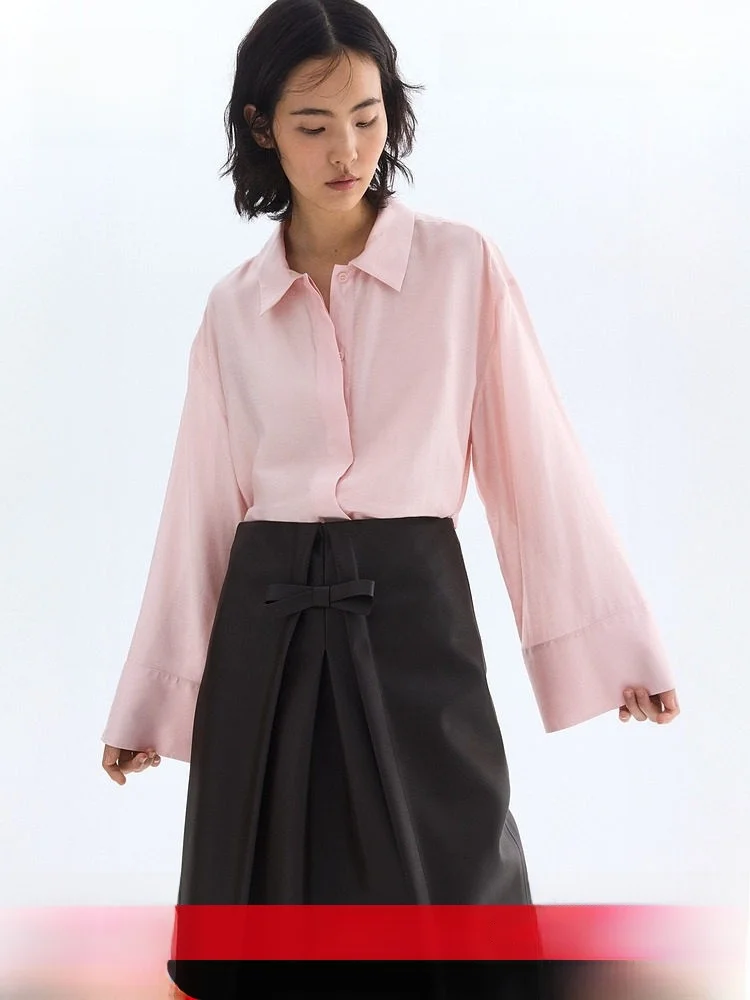 H&M Summer New Women's Loose Fit Shirt Casual Style Long Sleeve Button Detail Polyester Viscose Blend Women's Premium Shirt
H&M Summer New Women's Loose Fit Shirt Casual Style Long Sleeve Button Detail Polyester Viscose Blend Women's Premium Shirt