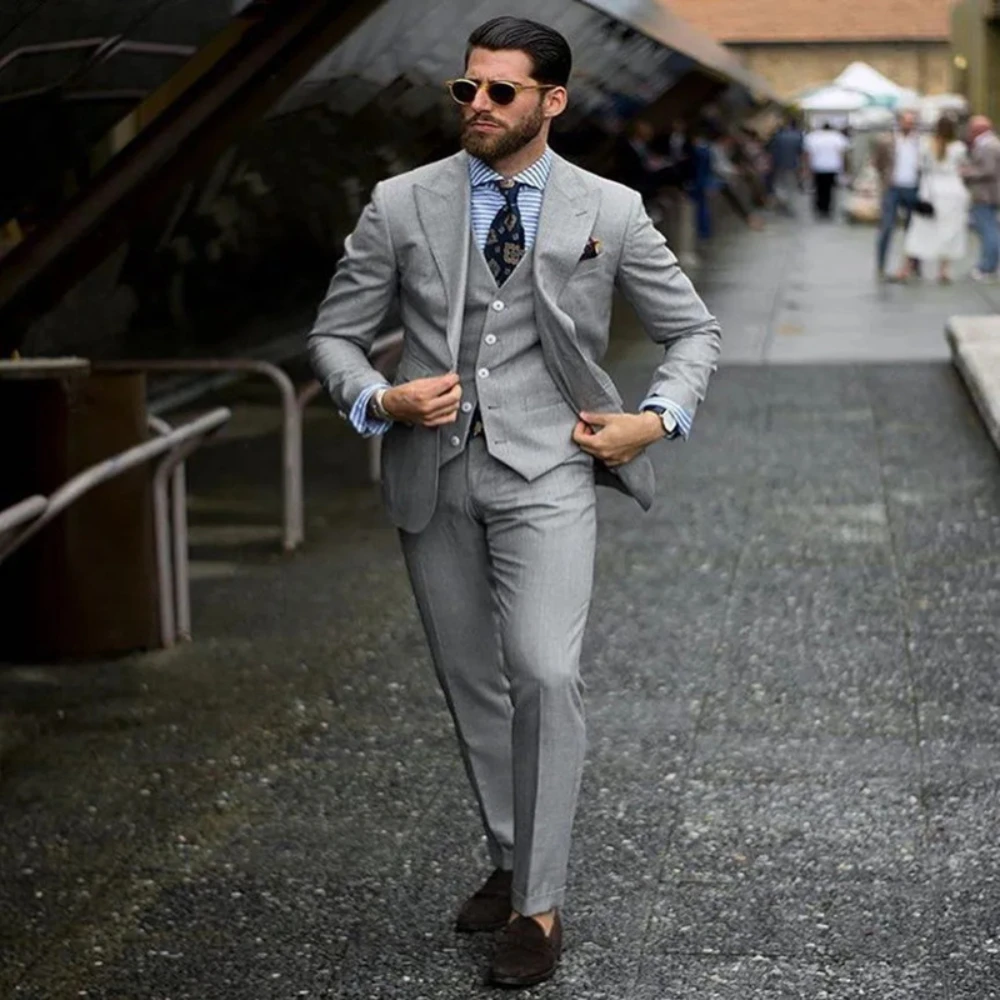 Gentleman Grey Men Suit Three Pieces (Jacket+Pants+Vest) Male Formal Slim Fit Wedding Party Set Trajes De Hombre
Gentleman Grey Men Suit Three Pieces (Jacket+Pants+Vest) Male Formal Slim Fit Wedding Party Set Trajes De Hombre