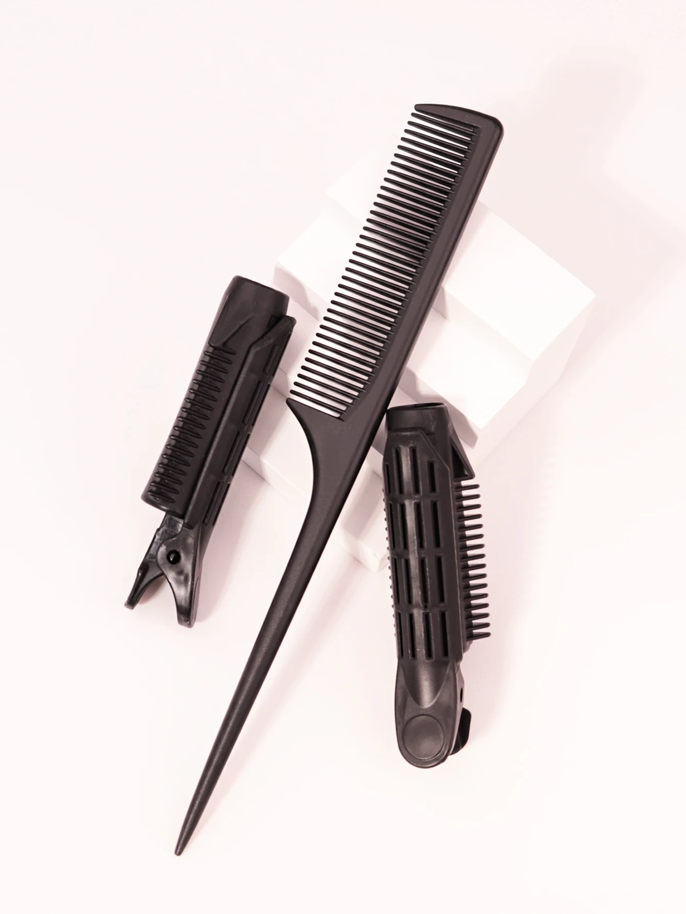 3pc hair curler and mouse tail comb set,fluffy hair root clip,holding fluffy curler clip,split comb,Special for real hair wigs
3pc hair curler and mouse tail comb set,fluffy hair root clip,holding fluffy curler clip,split comb,Special for real hair wigs