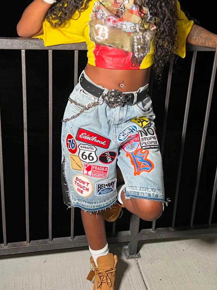 Retro Blue Streetwear Patchwork Denim Short Y2K Jeans Men Women Hip Hop Cartoon Graphics Loose Fitness Casual Shorts Sweatpants
Retro Blue Streetwear Patchwork Denim Short Y2K Jeans Men Women Hip Hop Cartoon Graphics Loose Fitness Casual Shorts Sweatpants