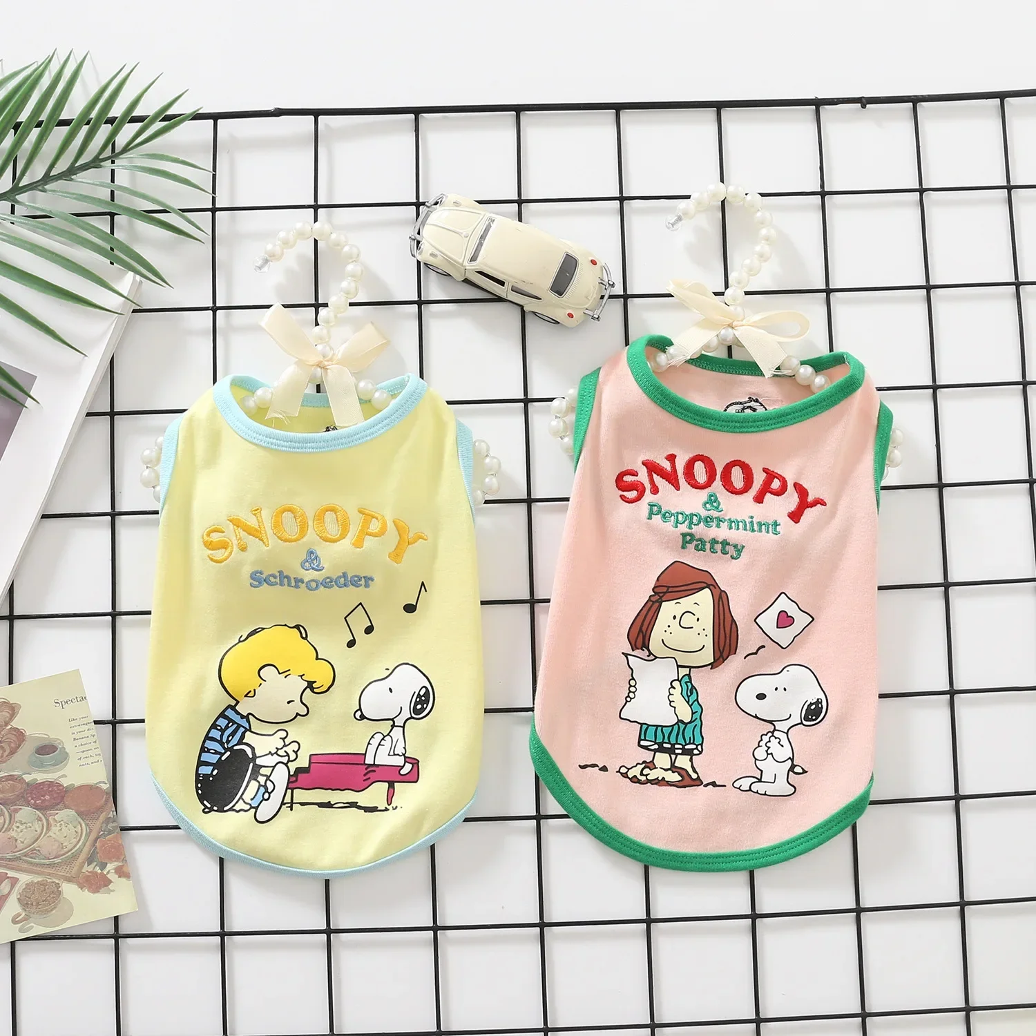 Snoopy Embroidered summer T-Shirt Short Sleeve Sleeveless Vest Pet Clothes Dog Sleeveless Vest Pet Embroidered T-Shirt
Snoopy Embroidered summer T-Shirt Short Sleeve Sleeveless Vest Pet Clothes Dog Sleeveless Vest Pet Embroidered T-Shirt