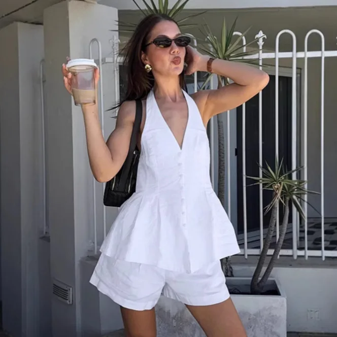 Two Piece Set Women Outfit 2026 Spring Summer New Hanging Neck Sexy Backless Cinched Waist Vest & Casual Daily Shorts Set
Two Piece Set Women Outfit 2026 Spring Summer New Hanging Neck Sexy Backless Cinched Waist Vest & Casual Daily Shorts Set
