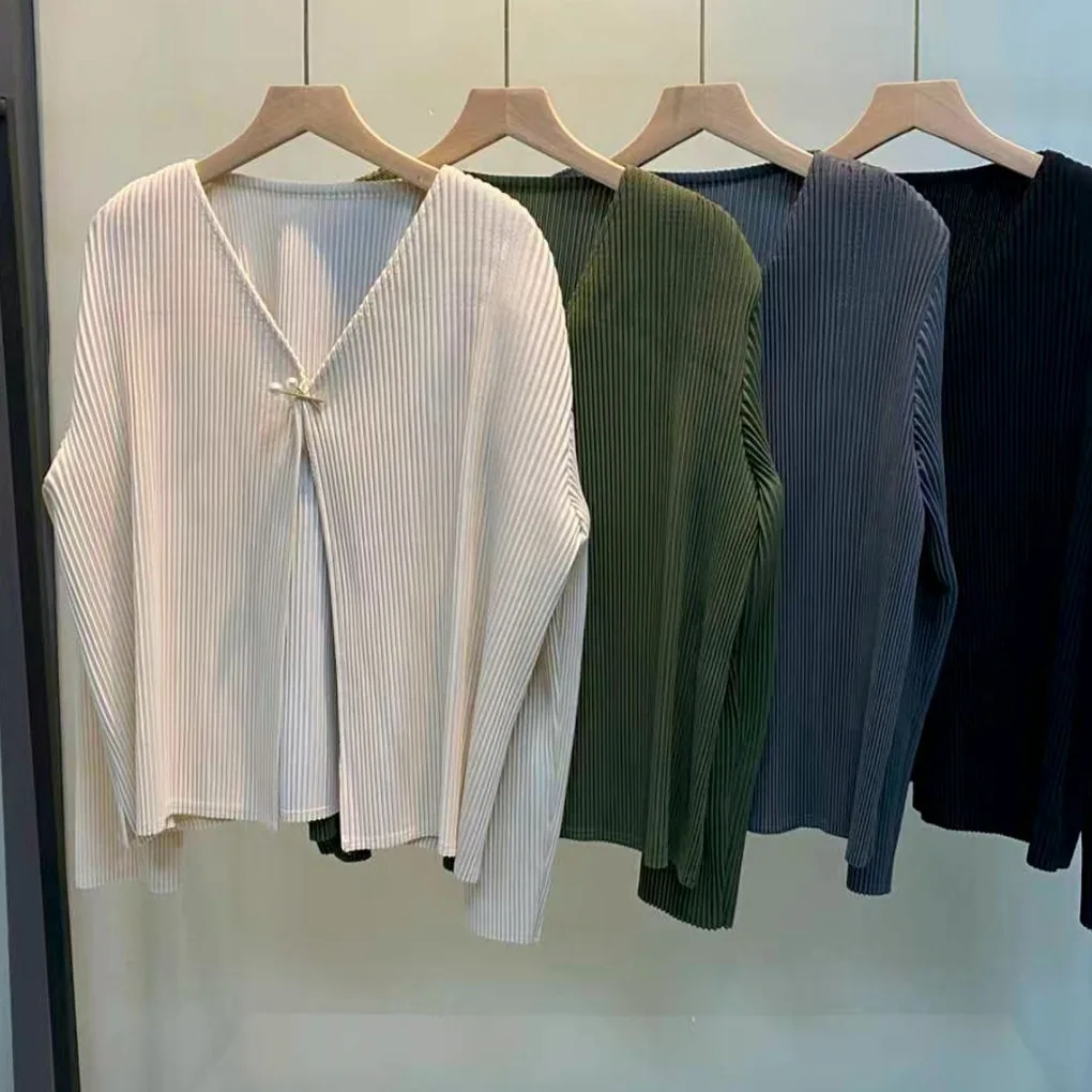 Miyake Folds 2026 Spring Summer Short Jacket Women Premium Feeling Folds Art Simple Fashion Peplum Cozy Cardigan Dressy Top
Miyake Folds 2026 Spring Summer Short Jacket Women Premium Feeling Folds Art Simple Fashion Peplum Cozy Cardigan Dressy Top