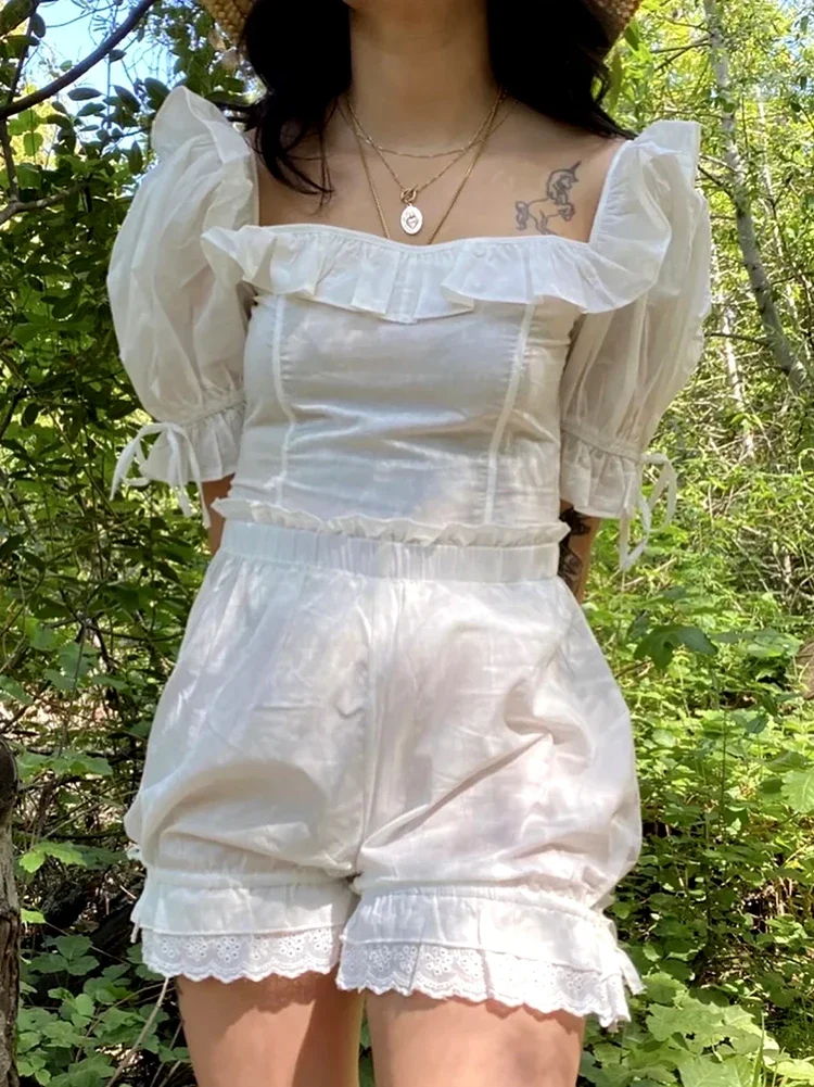 Gypsylady White Elegant Chic Short Set Cotton French Style Cropped Top Short 2 Piece Set Ruffles Backless Summer Casual Outfit
Gypsylady White Elegant Chic Short Set Cotton French Style Cropped Top Short 2 Piece Set Ruffles Backless Summer Casual Outfit
