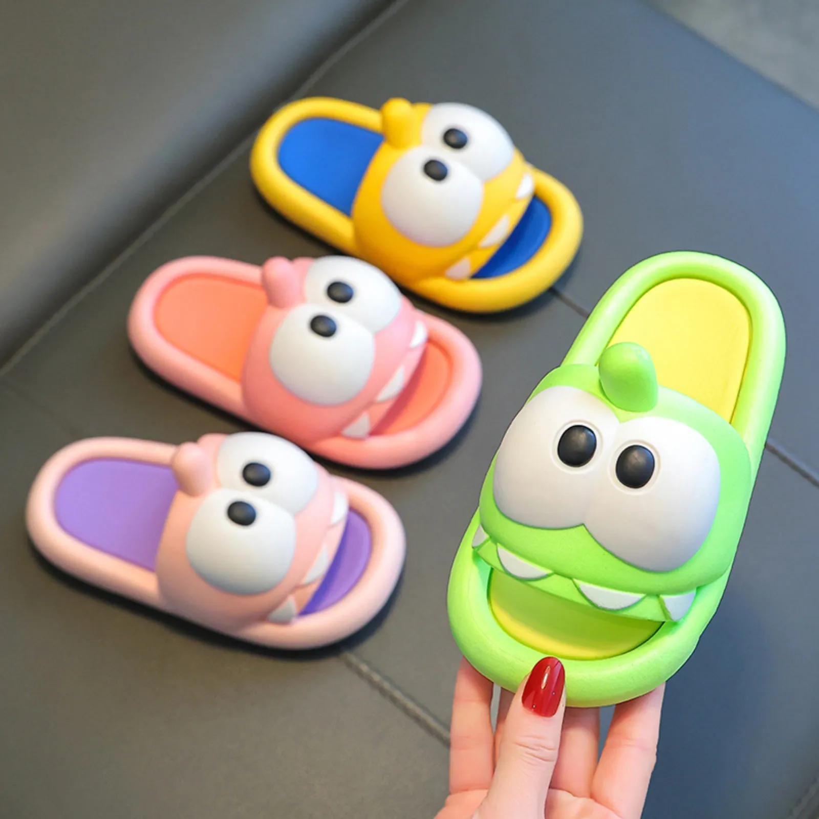 Toddler Girls Slippers Summer Children Sandals And Slippers For Boys And Girls Indoor Slip Slippers for Girls 10-12 Years Old
Toddler Girls Slippers Summer Children Sandals And Slippers For Boys And Girls Indoor Slip Slippers for Girls 10-12 Years Old