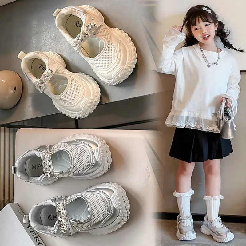 Summer2026 Girls' Princess Style Children's Sports Shoes - Glittering Crystal Design Breathable Mesh Material Fashionable Trendy
Summer2026 Girls' Princess Style Children's Sports Shoes - Glittering Crystal Design Breathable Mesh Material Fashionable Trendy