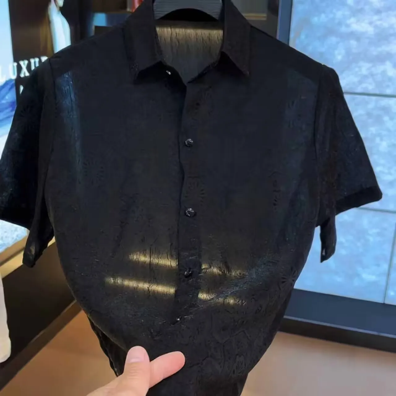 Men Korean Style Summer Short Sleeve Shirt Breathable Thin Loose Casual Shirts Fashion Beach Holiday Daily Shirts for Men
Men Korean Style Summer Short Sleeve Shirt Breathable Thin Loose Casual Shirts Fashion Beach Holiday Daily Shirts for Men