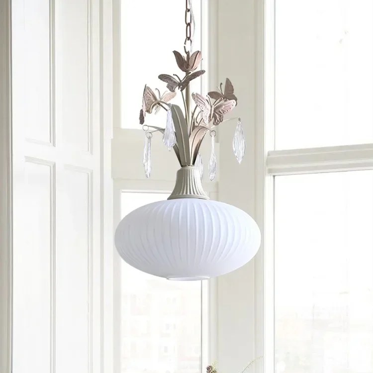 simple restaurant chandelier creative butterfly head ball bar home stay northern European pastoral bedroom study lamp
simple restaurant chandelier creative butterfly head ball bar home stay northern European pastoral bedroom study lamp