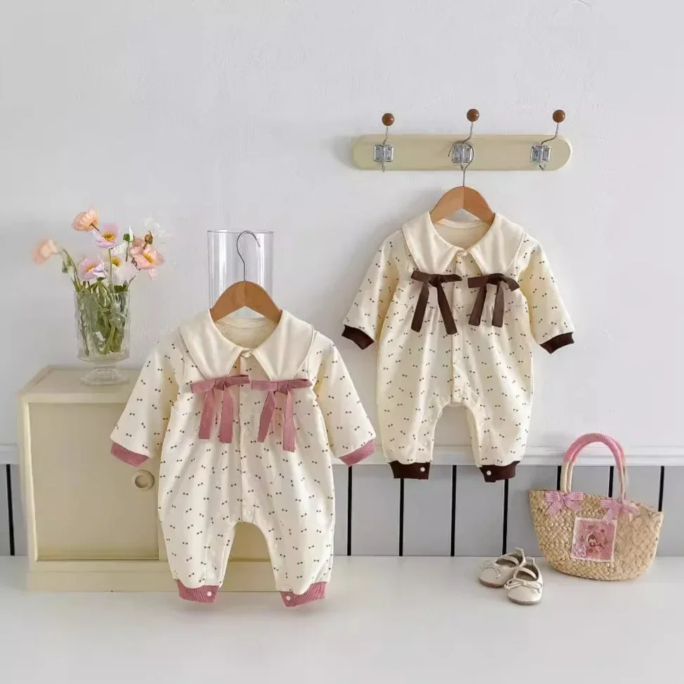2024 winter new in kids baby girls princess style clothing , toddler infant bow dot Peter pan collar jumpsuits ,newborn romper
2024 winter new in kids baby girls princess style clothing , toddler infant bow dot Peter pan collar jumpsuits ,newborn romper