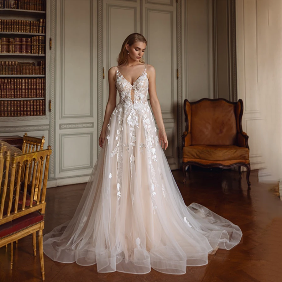 Свадебное платье трапециевидной формы с глубоким v-образным вырезом без рукавов и кружевной аппликацией, тюлевое свадебное платье с открытой спиной и пуговицами, свадебное платье, платья de novia
Свадебное платье трапециевидной формы с глубоким v-образным вырезом без рукавов и кружевной аппликацией, тюлевое свадебное платье с открытой спиной и пуговицами, свадебное платье, платья de novia