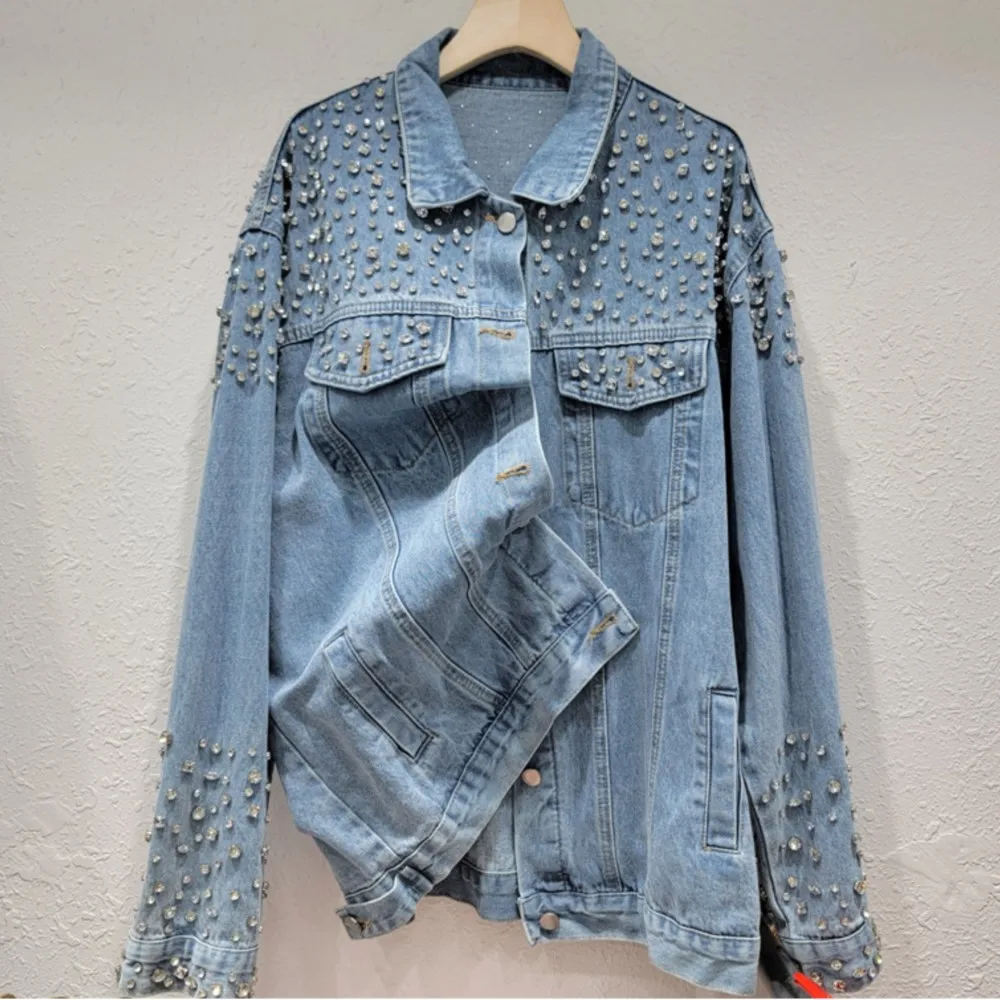 Spring/Summer New Women's Diamond Embedding Single breasted Long sleeved Slim Retro Washed Denim Coat
Spring/Summer New Women's Diamond Embedding Single breasted Long sleeved Slim Retro Washed Denim Coat