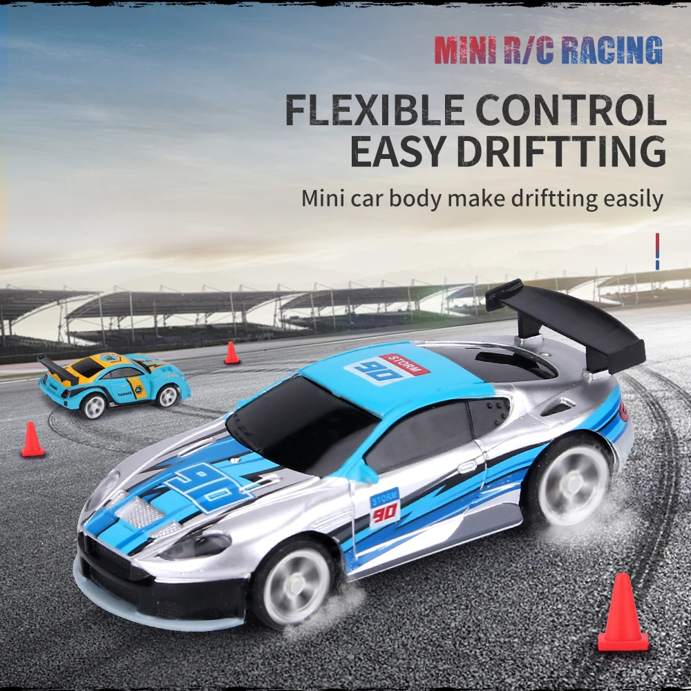 Несколько человек играют вместе 2,4G 1/58 Mini RC заряжаемый гоночный автомобиль 2 режима APP дистанционное управление Cola Can Box Автомобиль светильни...
Несколько человек играют вместе 2,4G 1/58 Mini RC заряжаемый гоночный автомобиль 2 режима APP дистанционное управление Cola Can Box Автомобиль светильни...
