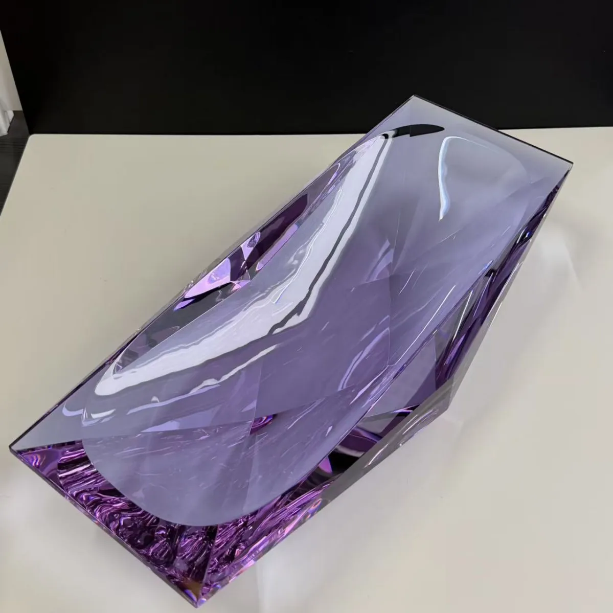 DSA crystal glass purple rectangular living room large storage plate light luxury furniture decoration business gift
DSA crystal glass purple rectangular living room large storage plate light luxury furniture decoration business gift