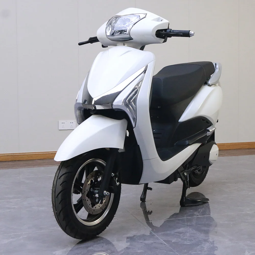 New Modern Electric Moped Scooter Adult 45-55km/ Speed 45-65km Range Electric Motorcycle
New Modern Electric Moped Scooter Adult 45-55km/ Speed 45-65km Range Electric Motorcycle