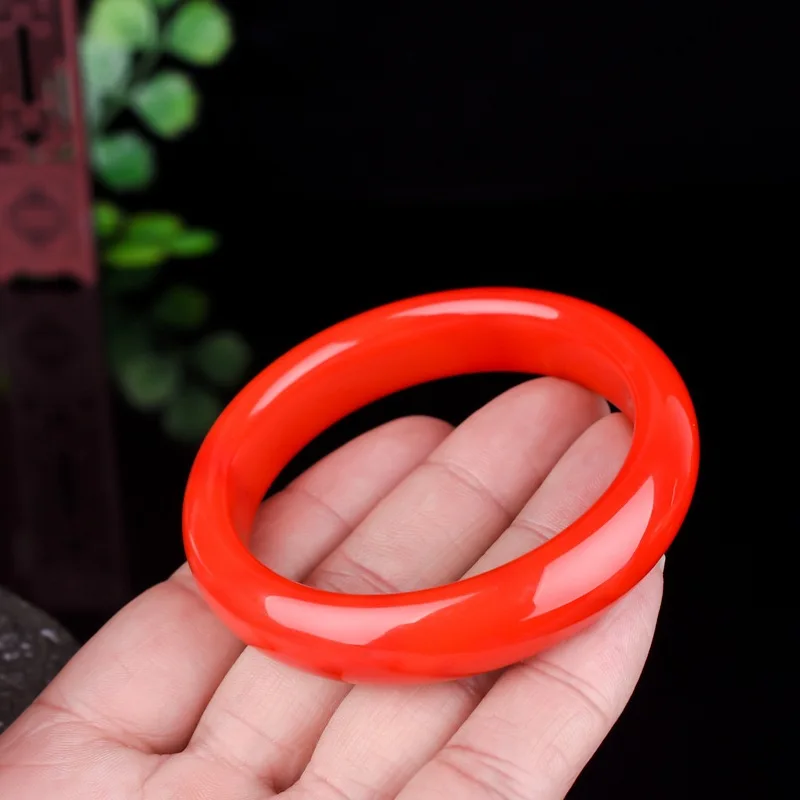 Natural Chicken Blood Jade Hand-carved Wide Band Bracelet Fashion Boutique Jewelry Female Blood Red Beauty Bracelet
Natural Chicken Blood Jade Hand-carved Wide Band Bracelet Fashion Boutique Jewelry Female Blood Red Beauty Bracelet