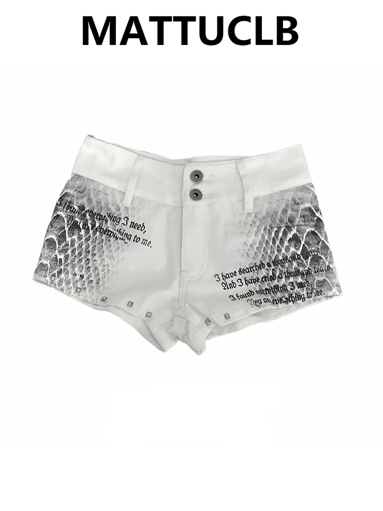 Summer Women High Street American Retro Low Rise Jean Shorts Kpop Japanese Y2K 2000s Grunge Denim Hot Pants Gyaru Coquette Chic
Summer Women High Street American Retro Low Rise Jean Shorts Kpop Japanese Y2K 2000s Grunge Denim Hot Pants Gyaru Coquette Chic