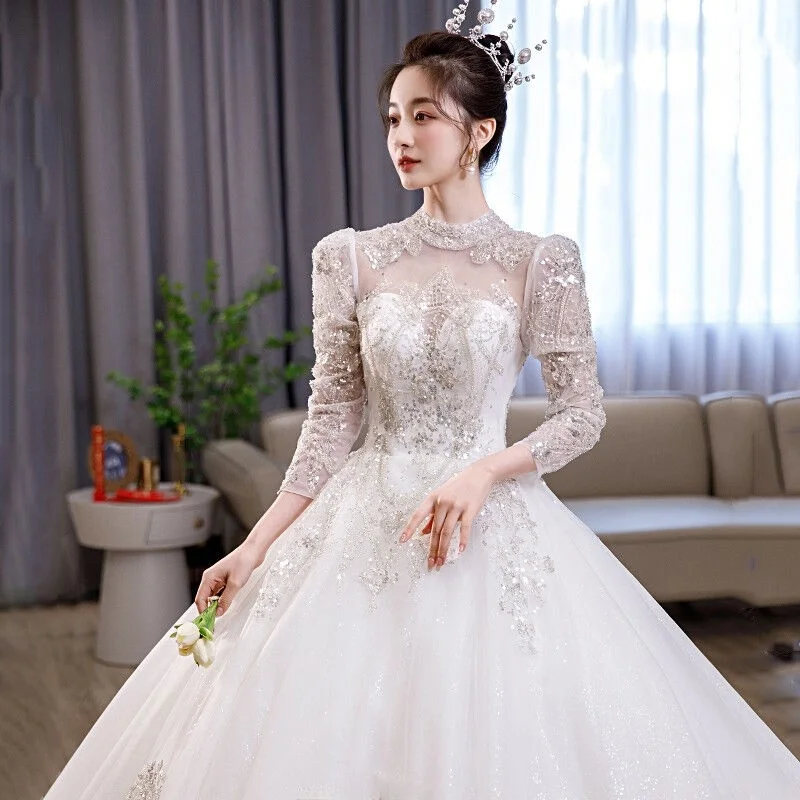 Elegant Red Wedding Dress Long Sleeve Heavy Embroidery Floor Length Grand Train Bride's Gown Polyester Net Fabric
Elegant Red Wedding Dress Long Sleeve Heavy Embroidery Floor Length Grand Train Bride's Gown Polyester Net Fabric
