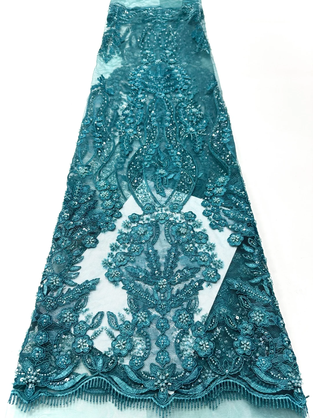 New Design 3D African Beaded Lace Fabric 2026 High-Quality French Sequins Tulle Lace Fabric for Nigerian Wedding Gown Sewing
New Design 3D African Beaded Lace Fabric 2026 High-Quality French Sequins Tulle Lace Fabric for Nigerian Wedding Gown Sewing