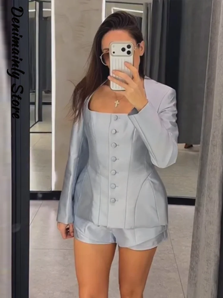 Elegant Women's Satin Suit Jacket Shorts Sets Waist Cinched Square Collar Blazer Fold Short Pants 2026 Summer Commute Suits
Elegant Women's Satin Suit Jacket Shorts Sets Waist Cinched Square Collar Blazer Fold Short Pants 2026 Summer Commute Suits