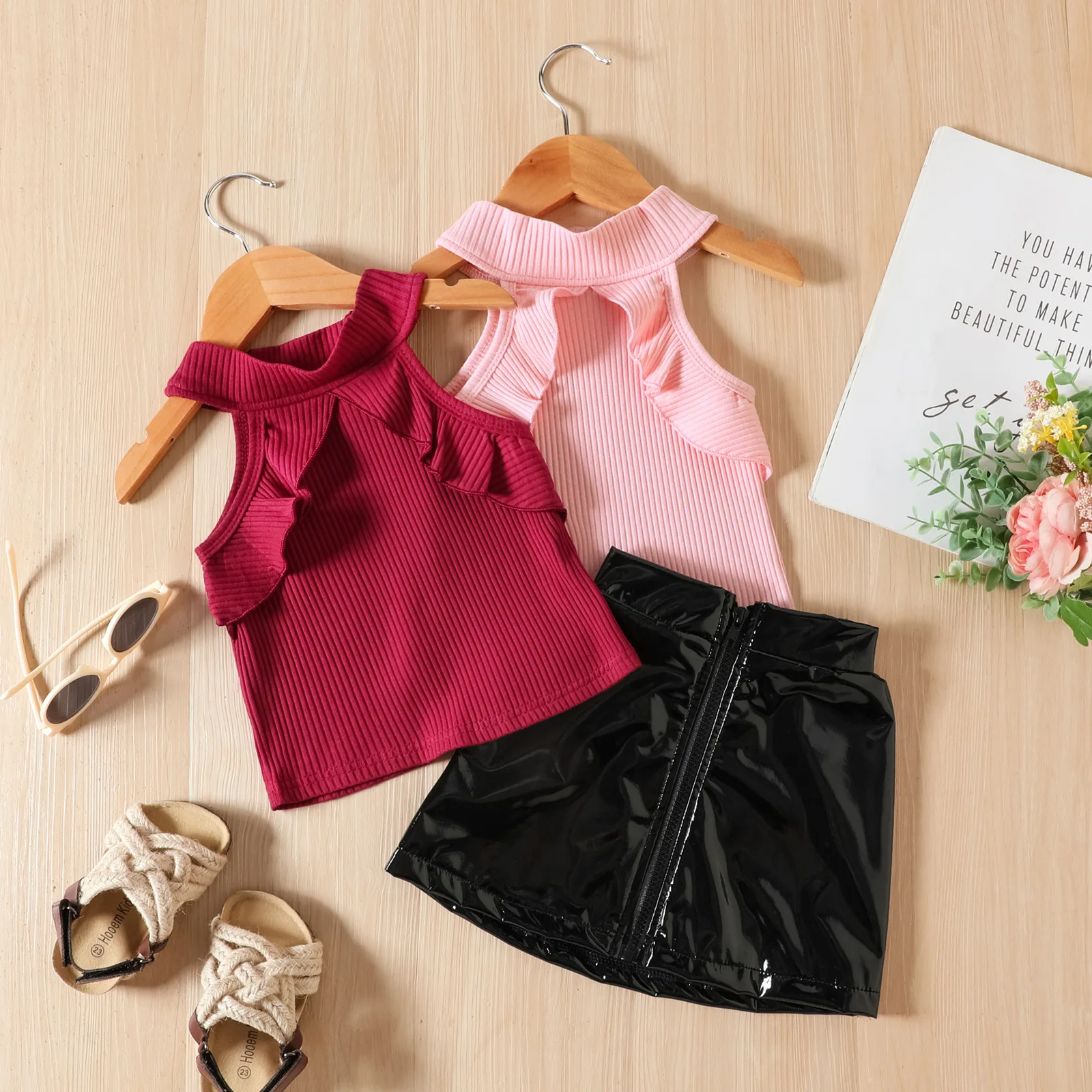 2023 Summer Baby Girls Ruffle Sleeveless T-shirt + PU Bright Leather Skirt 2 Pcs Set Kids Clothes Girls Cotton T Shirt Tops Suit
2023 Summer Baby Girls Ruffle Sleeveless T-shirt + PU Bright Leather Skirt 2 Pcs Set Kids Clothes Girls Cotton T Shirt Tops Suit