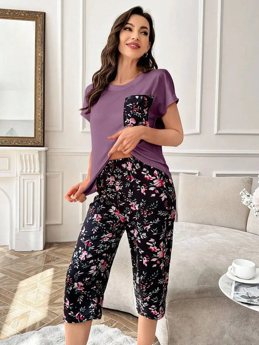 Women Floral Print Short Sleeve Sleepwear Set Comfortable Knitted Pajamas
Women Floral Print Short Sleeve Sleepwear Set Comfortable Knitted Pajamas