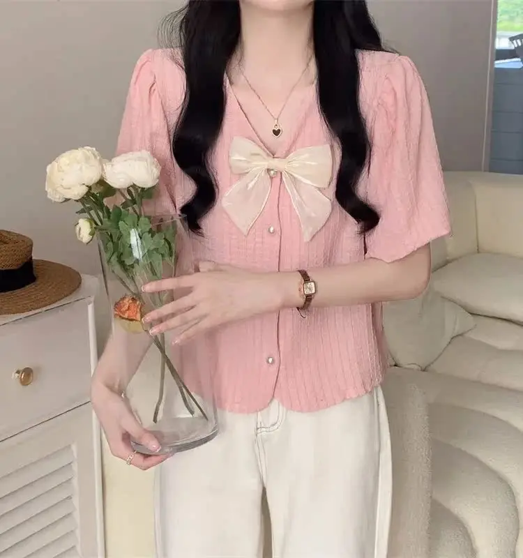 Женский летний костюм V-Ne ort Sve irt Heavy Embelliment с узлом, нежный корейский топ, летняя одежда
Женский летний костюм V-Ne ort Sve irt Heavy Embelliment с узлом, нежный корейский топ, летняя одежда