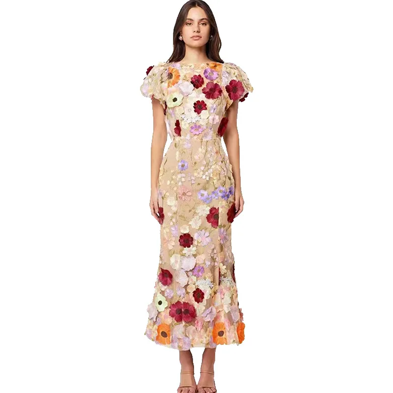2025 Hip-Wrapped Fishtail Skirt Spring New Light Luxury round Neck Embroidered Three-Dimensional Flower Puff Sleeve Dress
2025 Hip-Wrapped Fishtail Skirt Spring New Light Luxury round Neck Embroidered Three-Dimensional Flower Puff Sleeve Dress